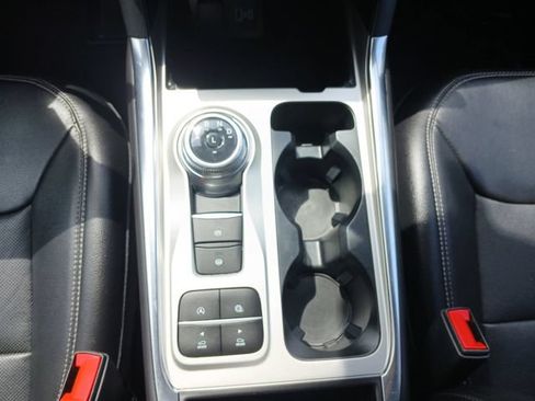 Used 2024 Ford Explorer Limited RWD image 11