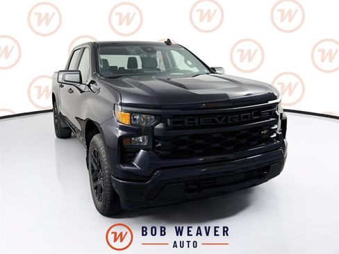 Used 2023 Chevrolet Silverado 1500 Custom AWD/4WD image 1