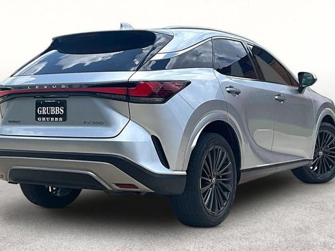 Used 2025 Lexus RX 350 Premium FWD image 2