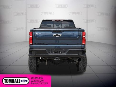 Used 2025 Chevrolet Silverado 2500 LTZ w/ Trail Boss Package AWD/4WD image 6