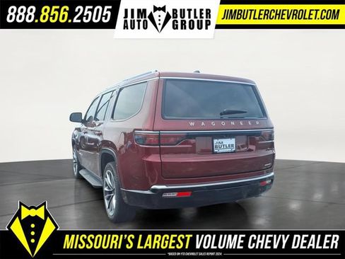 Used 2024 Jeep Wagoneer Series II w/ Premium Group I AWD/4WD image 2