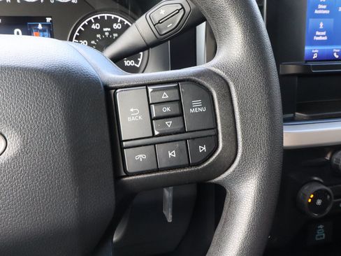 Used 2024 Ford F250 XLT AWD/4WD image 32