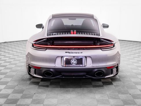 Certified 2022 Porsche 911 Carrera 4 AWD/4WD image 10