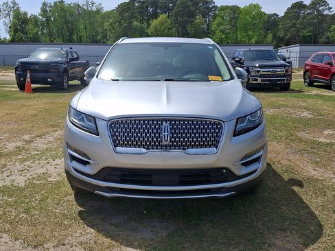 Used 2019 Lincoln MKC Reserve image 2