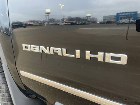 Used 2018 GMC Sierra 2500 Denali image 60
