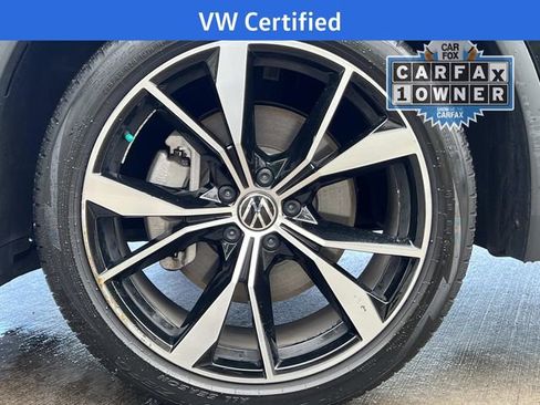 Certified 2023 Volkswagen Tiguan SEL R-Line image 7