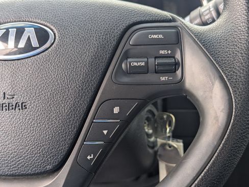 Used 2018 Kia Forte LX w/ LX Popular Package FWD image 17