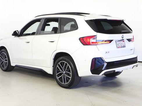 Used 2023 BMW X1 xDrive28i w/ Premium Package AWD/4WD image 9