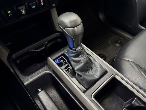 Certified 2023 Toyota Tacoma Limited w/ Black Out Package (TMS) image 17