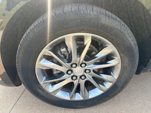 Used 2022 Buick Enclave Avenir w/ Avenir Technology Package image 12