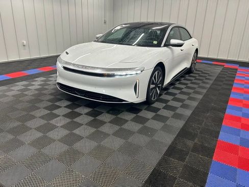 Used 2024 Lucid Air Touring image 6