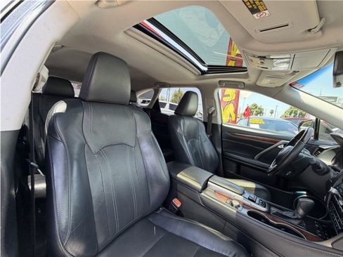 Used 2019 Lexus RX 350L FWD image 35