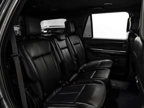 Used 2019 Ford Expedition XLT w/ Equipment Group 202A RWD image 35