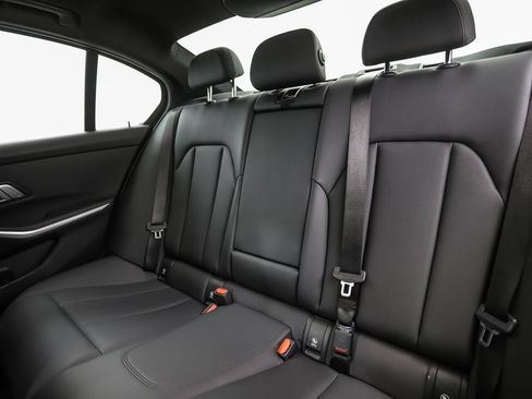 Used 2019 BMW 330i xDrive Sedan AWD/4WD image 23