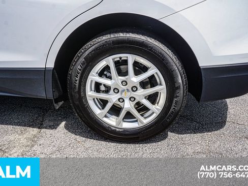 Used 2024 Chevrolet Equinox LT FWD image 15