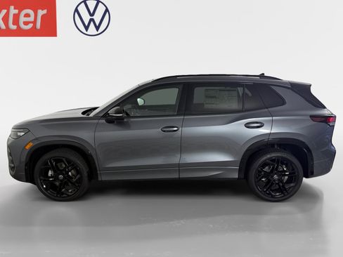 New 2026 Volkswagen Tiguan SE R-Line AWD/4WD image 4