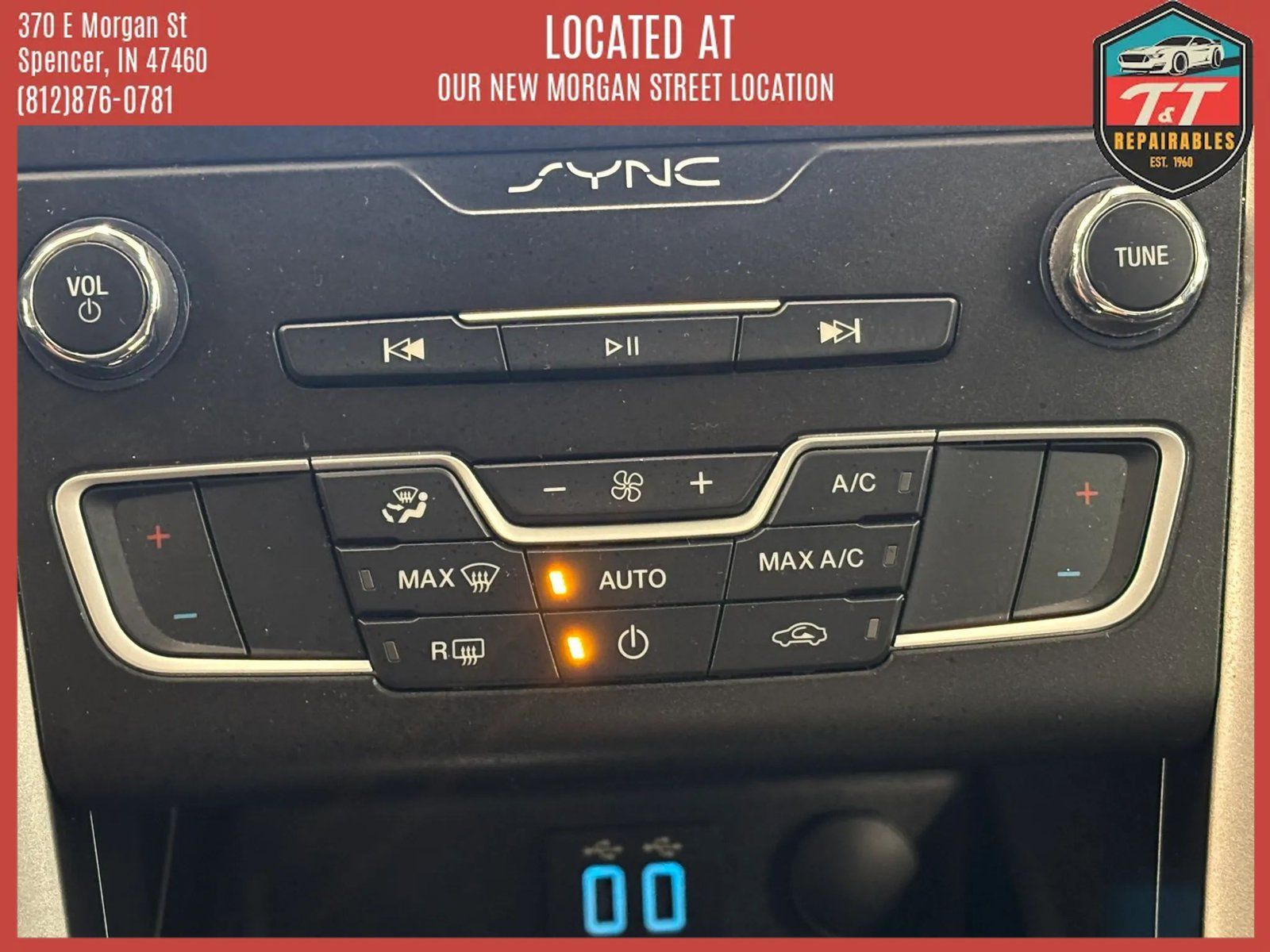 Used 2020 Ford Fusion SE FWD image 48