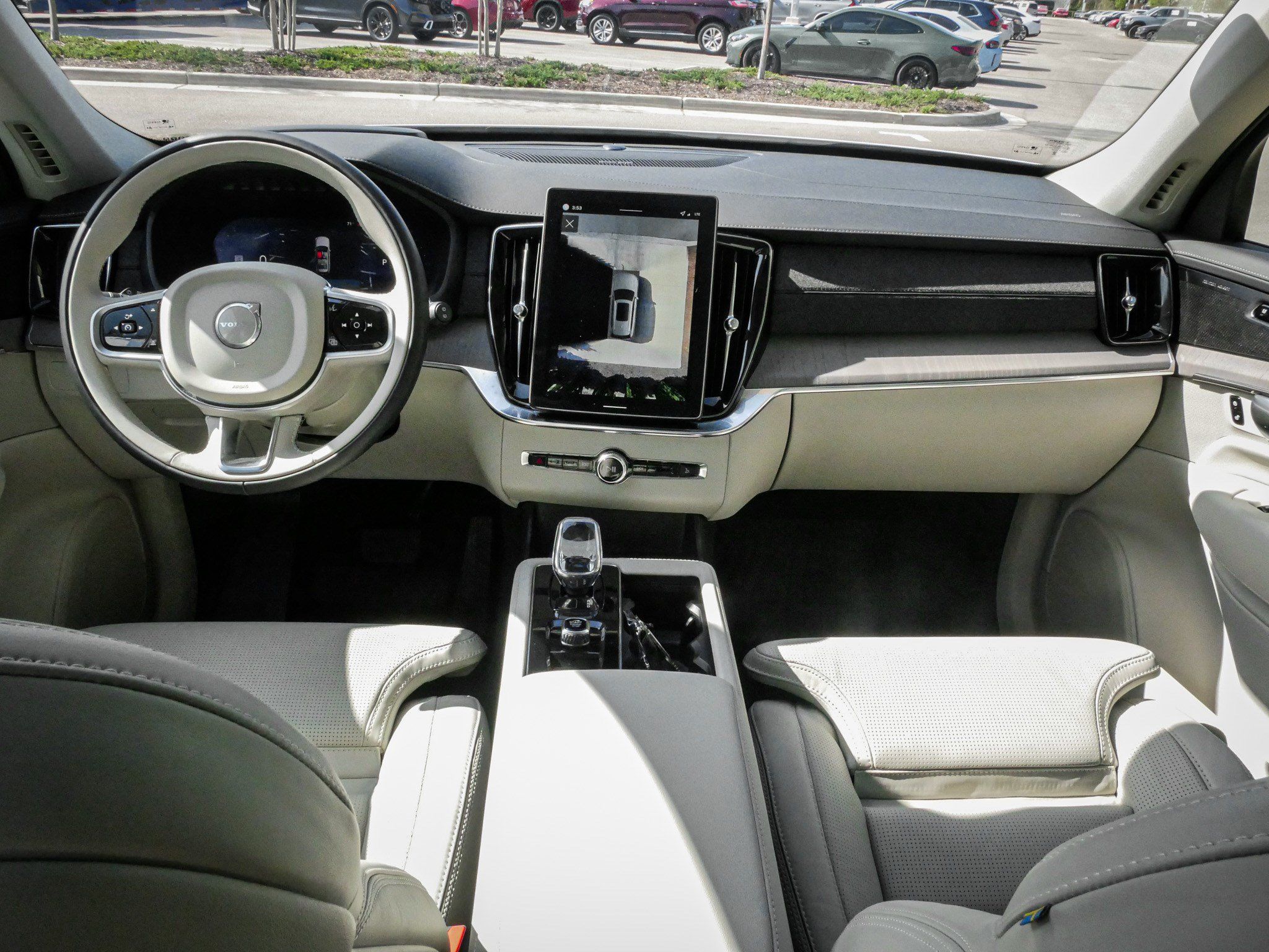 Used 2026 Volvo XC90 B6 Ultra w/ Protection Package Premier AWD/4WD image 29