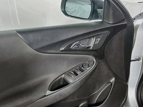 Used 2018 Chevrolet Malibu LS FWD image 17