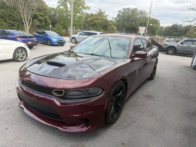 Used 2017 Dodge Charger SE RWD image 2