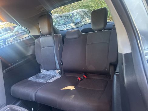 Used 2019 Honda Odyssey EX image 14