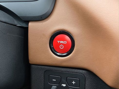 Used 2025 Toyota Sequoia 1794 Edition w/ TRD Off-Road Package image 30