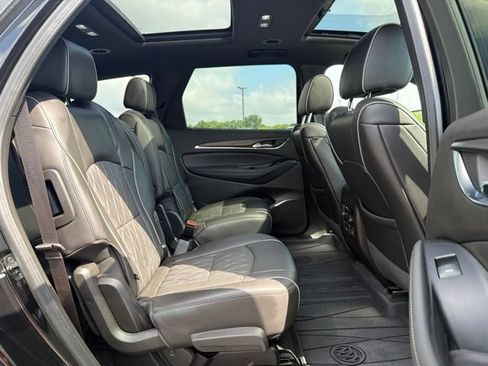 Used 2024 Buick Enclave Avenir w/ Avenir Technology Package AWD/4WD image 12