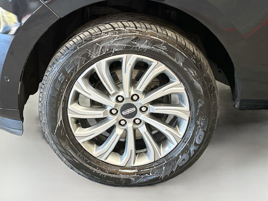 Used 2024 Lincoln Navigator L 4WD image 33