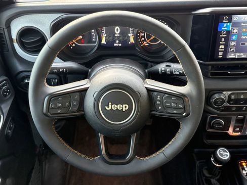 Used 2024 Jeep Wrangler Sport S image 14