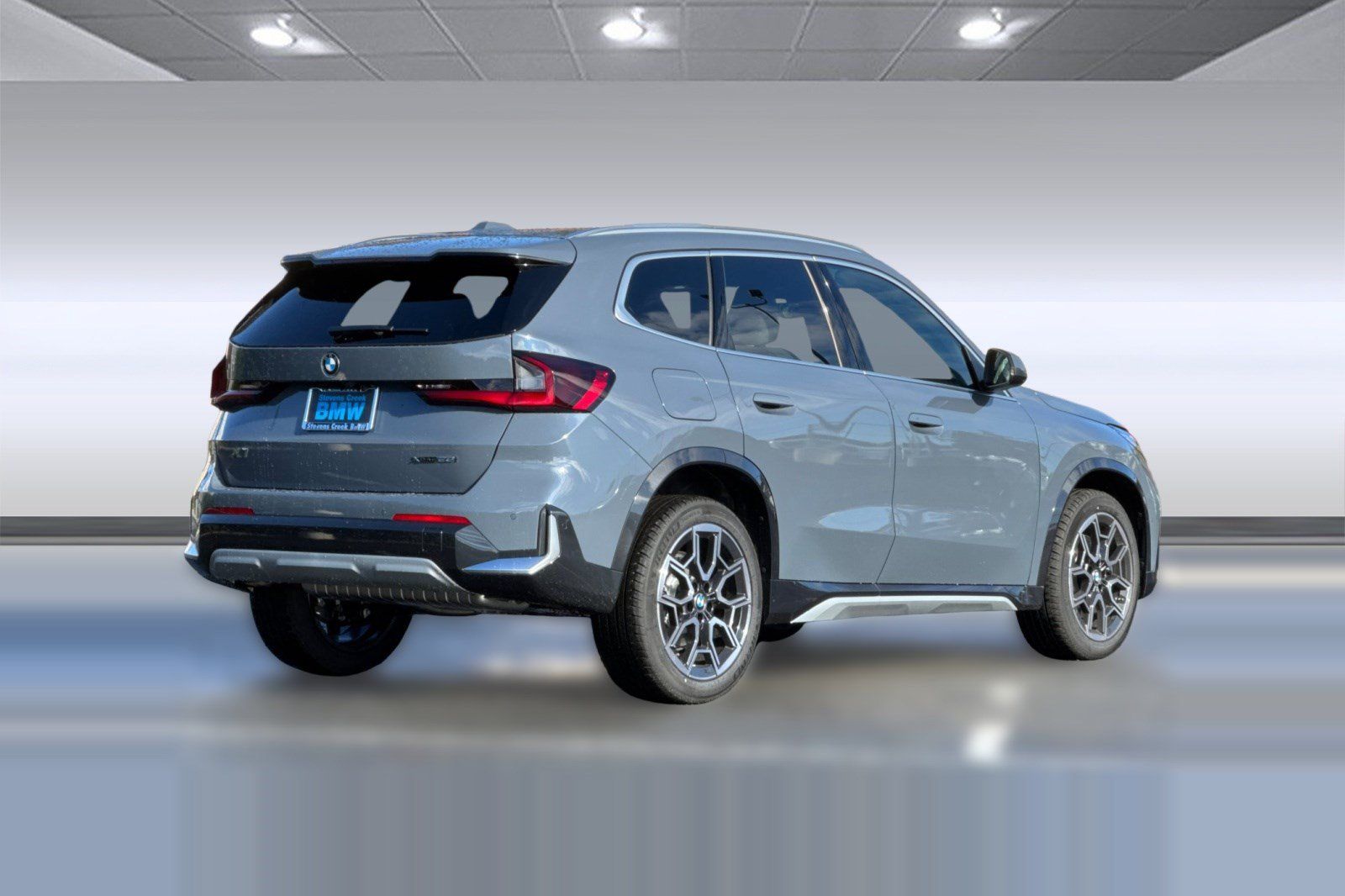 Used 2026 BMW X1 xDrive28i w/ Technology Package AWD/4WD image 9