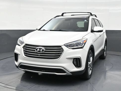 Used 2018 Hyundai Santa Fe FWD image 9