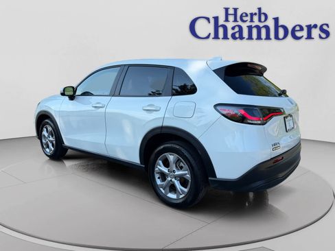 Used 2024 Honda HR-V LX image 3