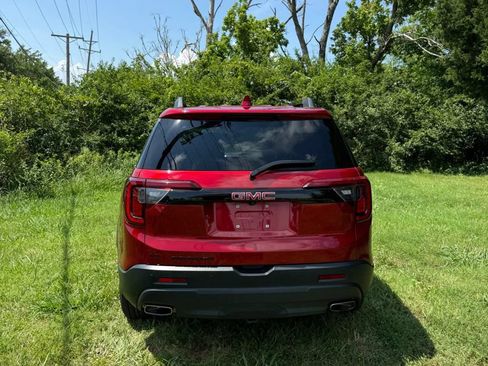 Used 2021 GMC Acadia SLE w/ Driver Convenience Package FWD image 5