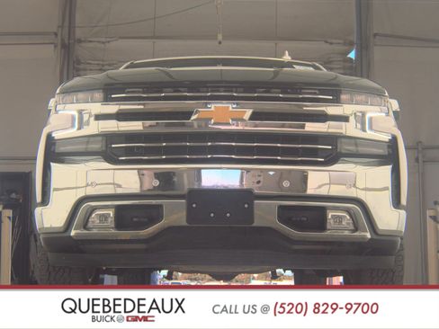 Used 2019 Chevrolet Silverado 1500 LTZ w/ LTZ Convenience Package image 3