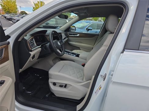 New 2026 Volkswagen Atlas SE image 14