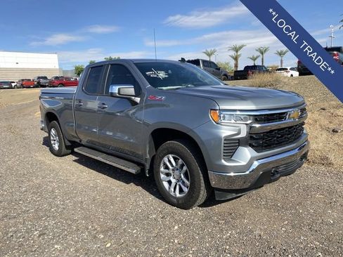 Used 2023 Chevrolet Silverado 1500 LT w/ Z71 Off-Road Package AWD/4WD image 5