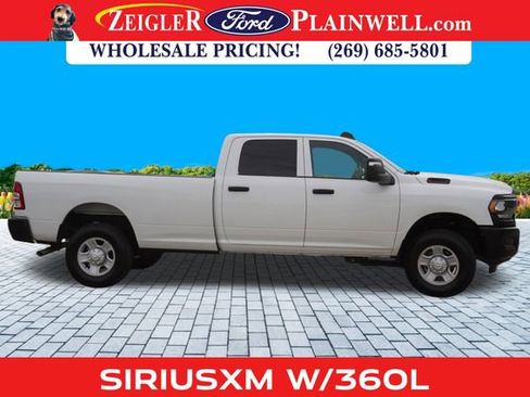 Used 2023 RAM 3500 Tradesman w/ Convenience Group image 6