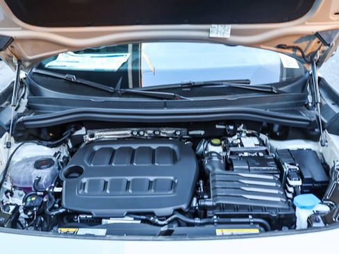 New 2026 Volkswagen Tiguan SE R-Line image 13