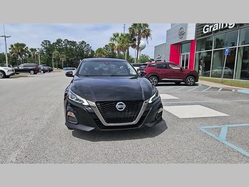 Used 2021 Nissan Altima 2.5 SR w/ SR Premium Package FWD image 20