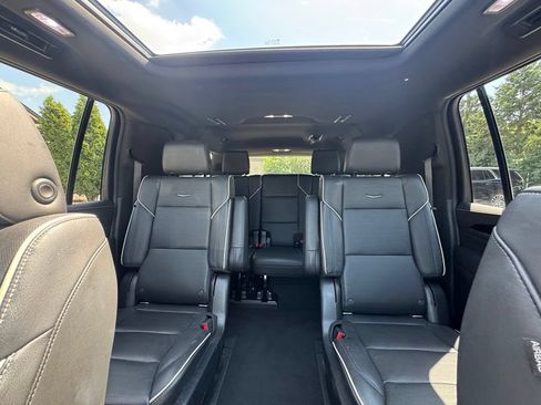 Used 2021 Cadillac Escalade ESV Sport AWD/4WD image 21