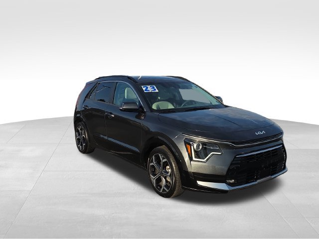 Used 2023 Kia Niro EX Touring FWD image 12