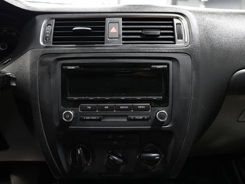 Used 2014 Volkswagen Jetta S FWD image 24