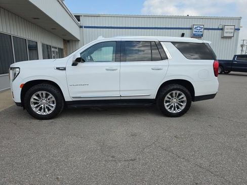 Used 2021 GMC Yukon SLT AWD/4WD image 2
