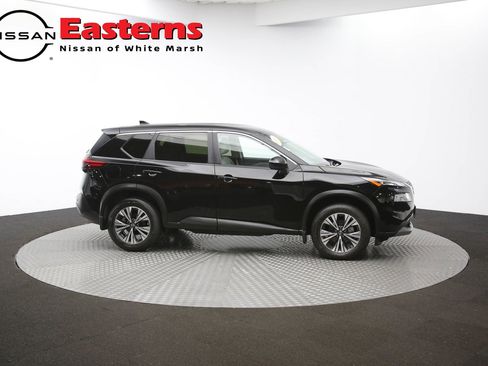 Used 2023 Nissan Rogue SV image 57