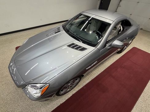 Used 2013 Mercedes-Benz SLK 250 image 34