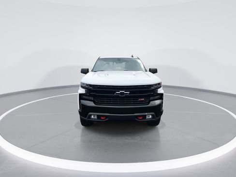 Used 2020 Chevrolet Silverado 1500 LT Trail Boss image 3