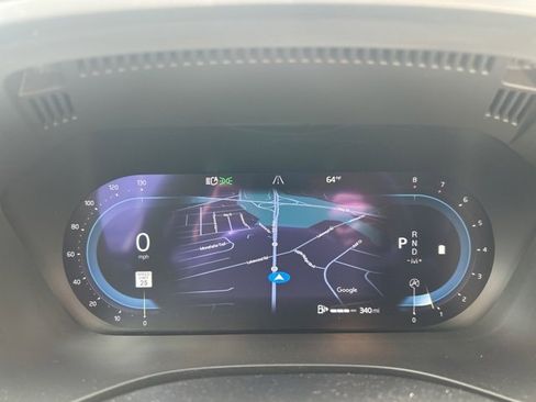 Certified 2022 Volvo XC60 B5 Momentum w/ Climate Package image 20