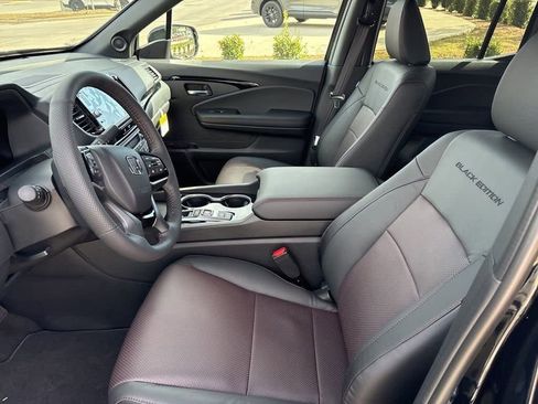 New 2026 Honda Ridgeline Black Edition image 13