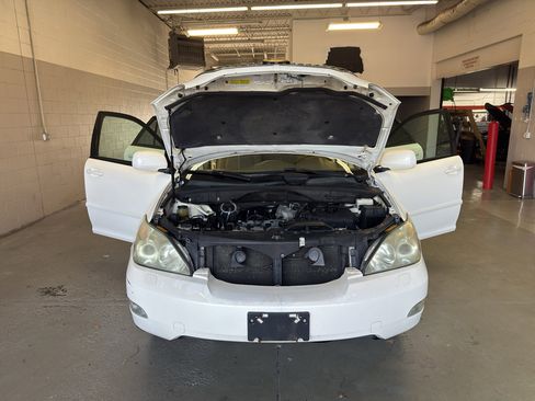 Used 2004 Lexus RX 330 AWD image 8