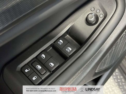 New 2026 Jeep Grand Cherokee L Laredo AWD/4WD image 31